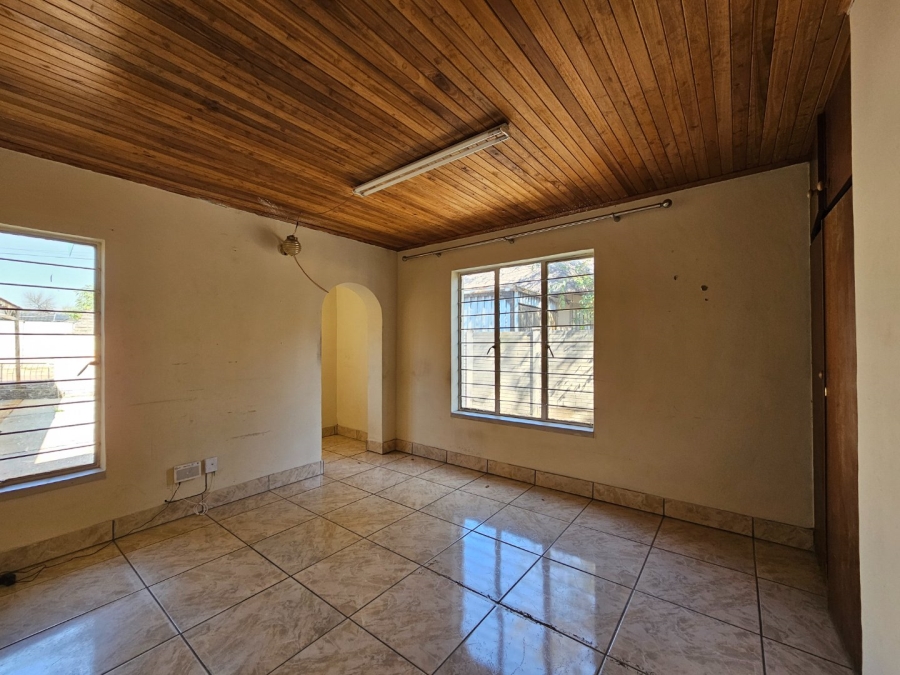 4 Bedroom Property for Sale in Vaalpark Free State
